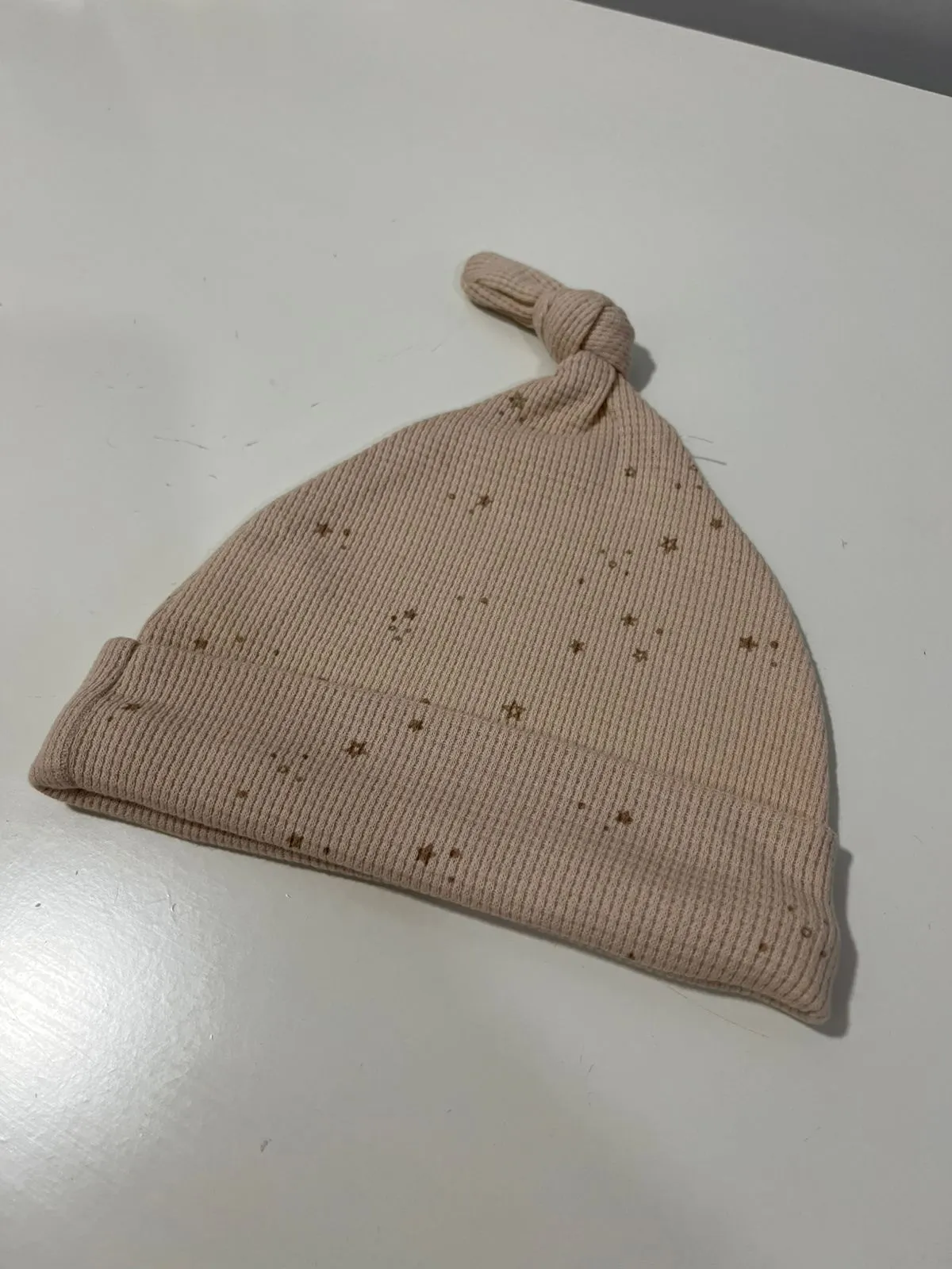 Touca Rabbit & Bear algodão organico 6-9 meses