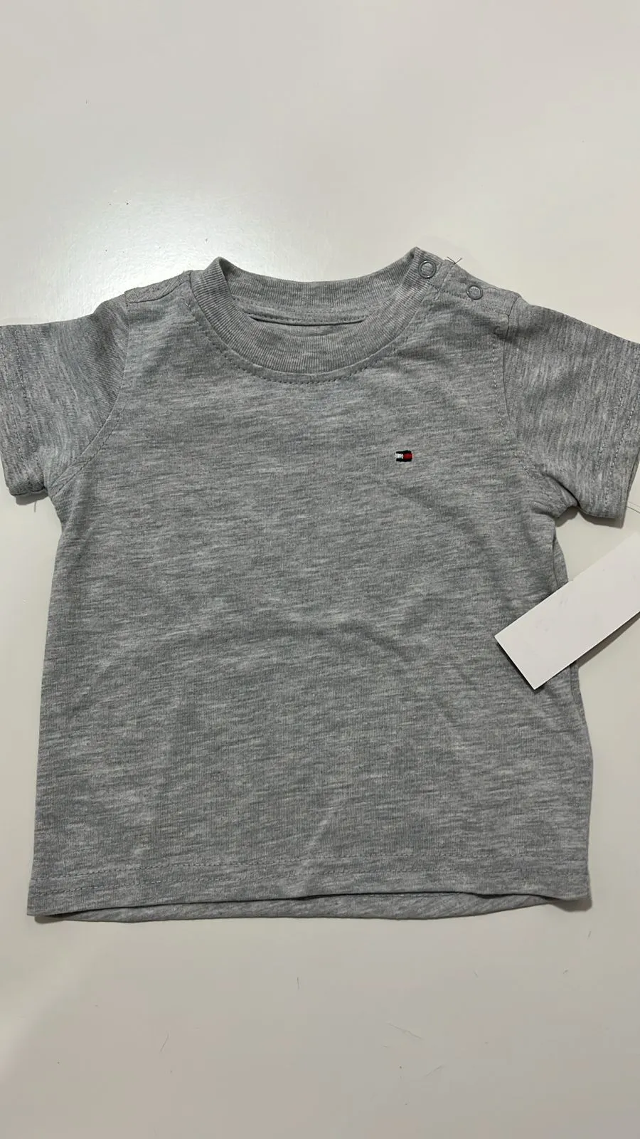 Blusa Tommy Hilfiger algodão 3-6 meses