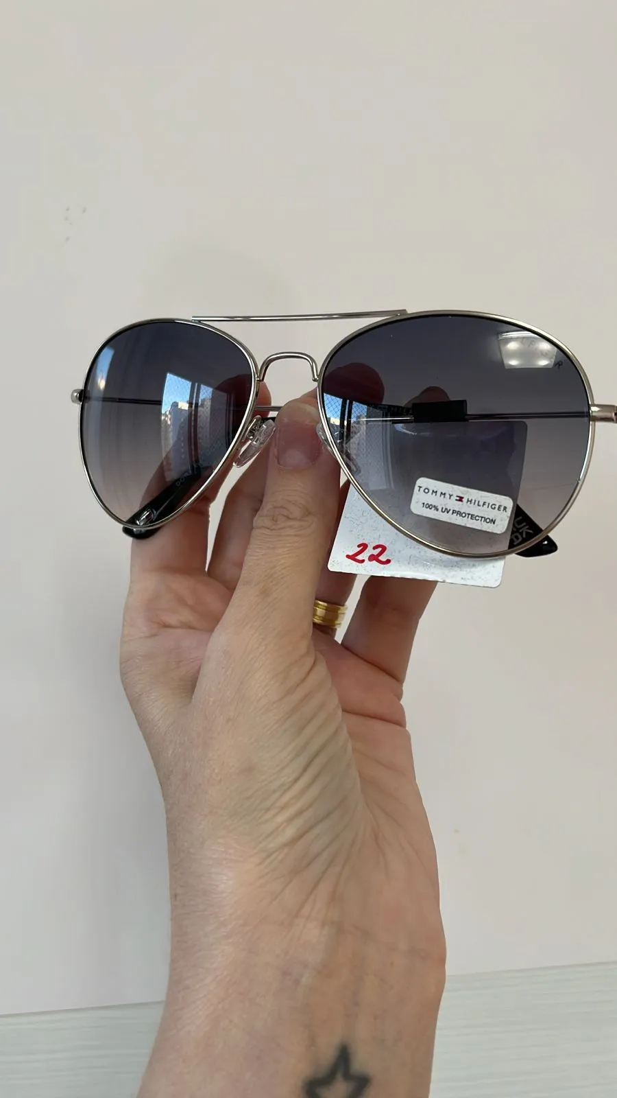 Óculos Tommy Hilfiger Aviador #22