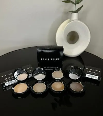 Sobrancelha gel Bobbi Brown cor grey